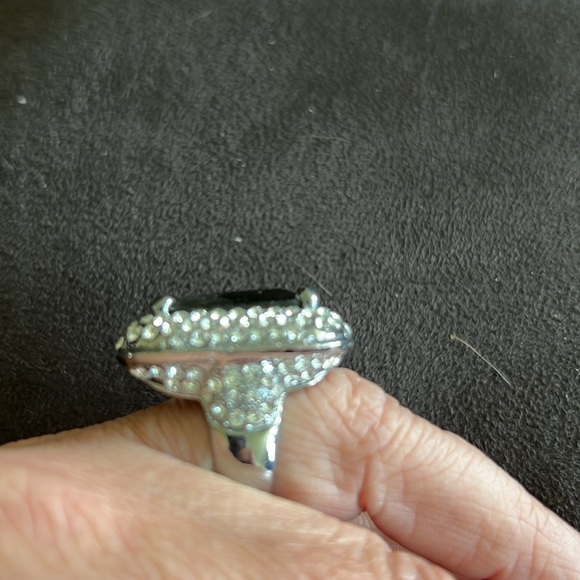 Joan Boyce Cocktail Ring - Picture 2 of 2